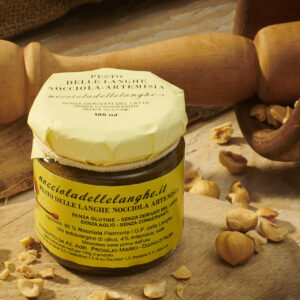 Pesto di nocciola e artemisia